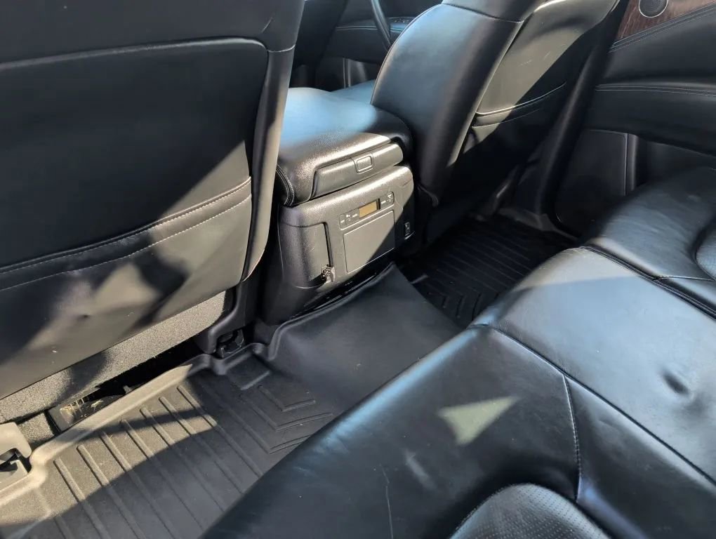 Used 2018 Nissan Armada SL w/ Moonroof Package image 34