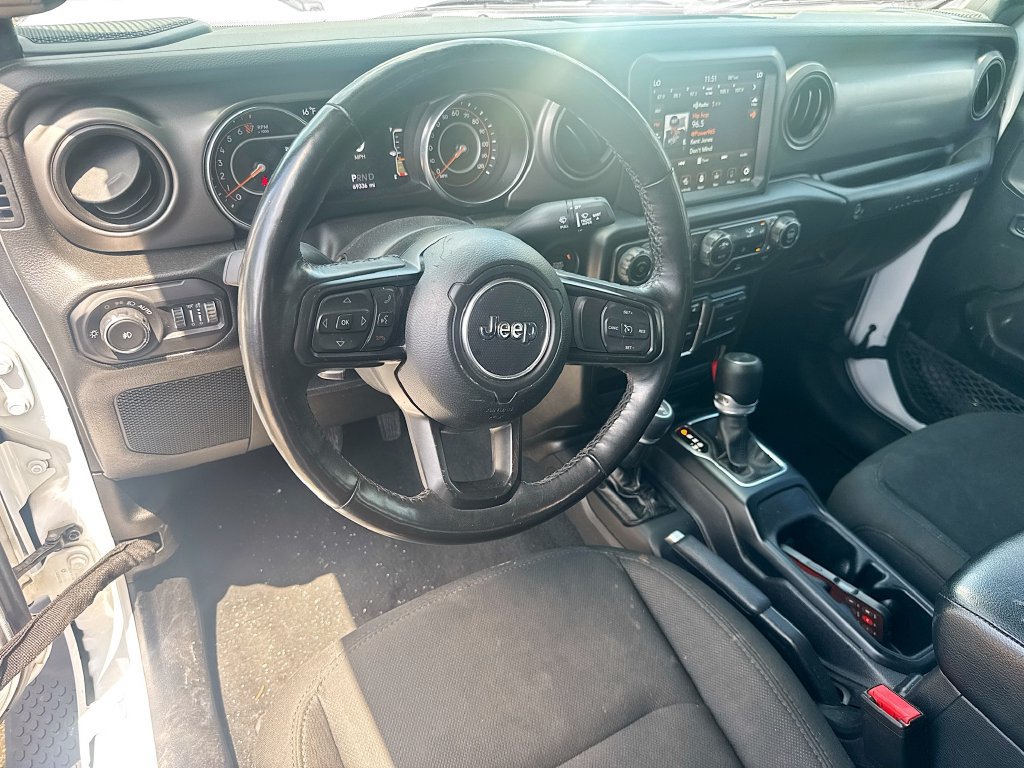 Certified 2022 Jeep Wrangler Unlimited Sport w/ Sun And Sound Package AWD/4WD image 10