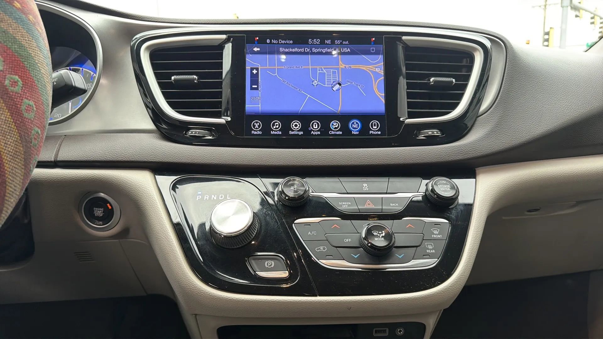 Used 2017 Chrysler Pacifica Touring image 59