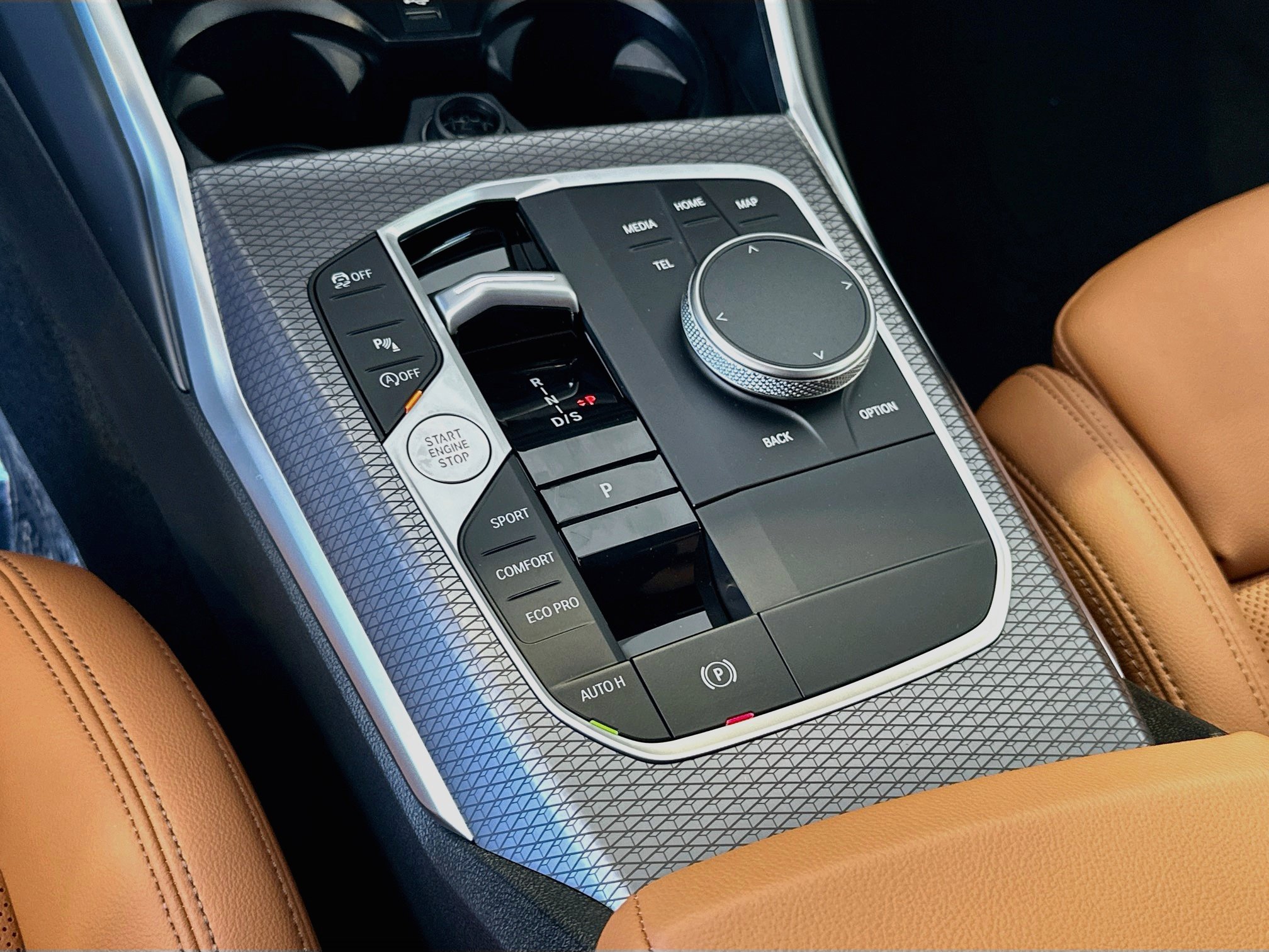 New 2026 BMW 330i Sedan w/ M Sport Package RWD image 13