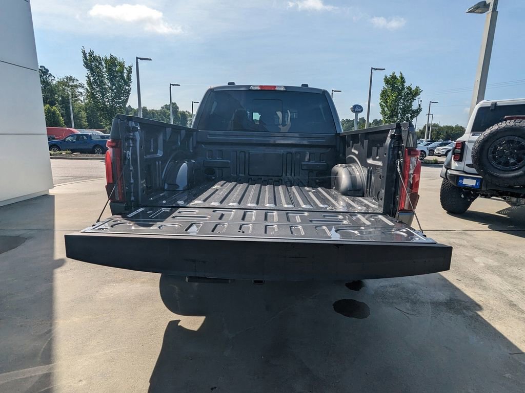 New 2025 Ford F150 Lariat w/ Equipment Group 501A Mid image 14