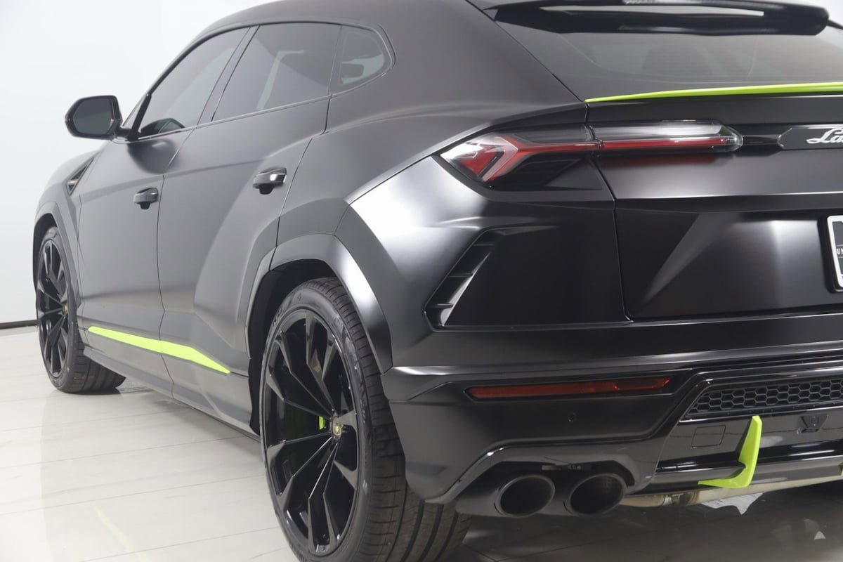 Used 2022 Lamborghini Urus AWD/4WD image 38