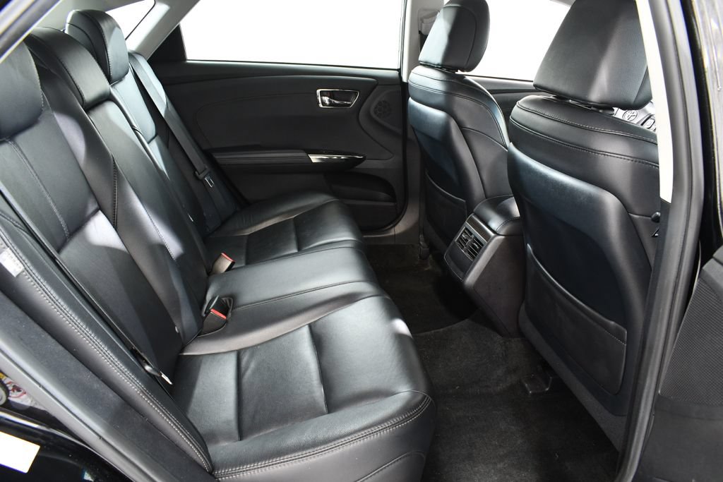 Used 2016 Toyota Avalon XLE FWD image 19