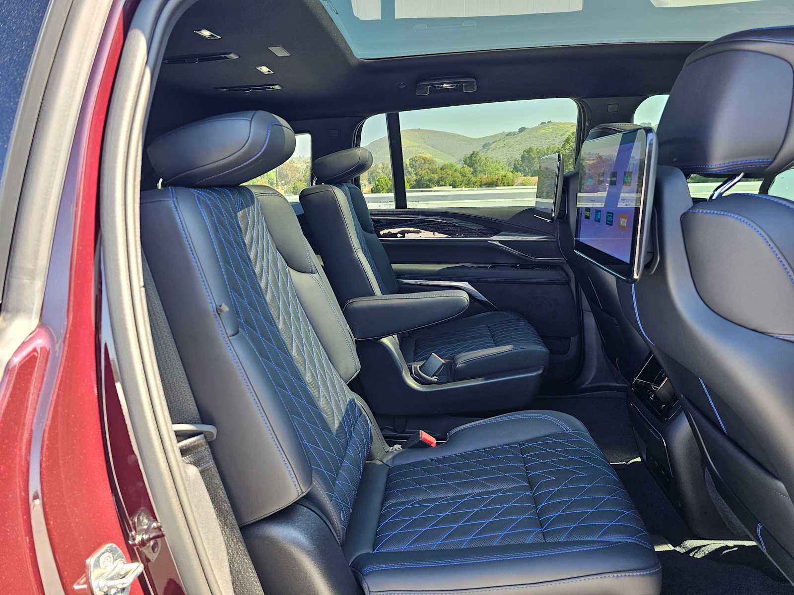 Used 2025 Cadillac Escalade IQ Sport 1 image 12