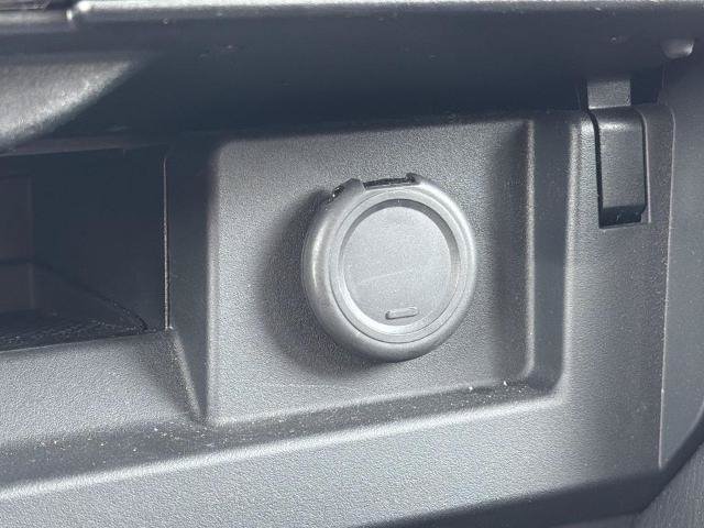 Certified 2024 Nissan Armada SV w/ Cargo Package RWD image 6