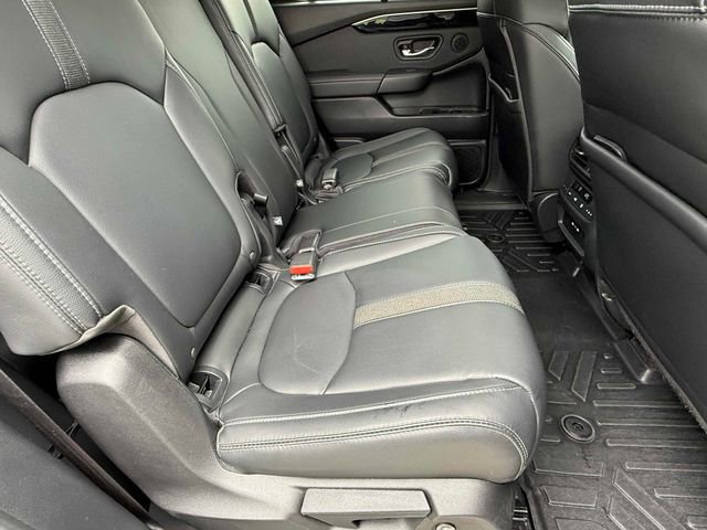 Used 2024 Honda Pilot Touring image 19