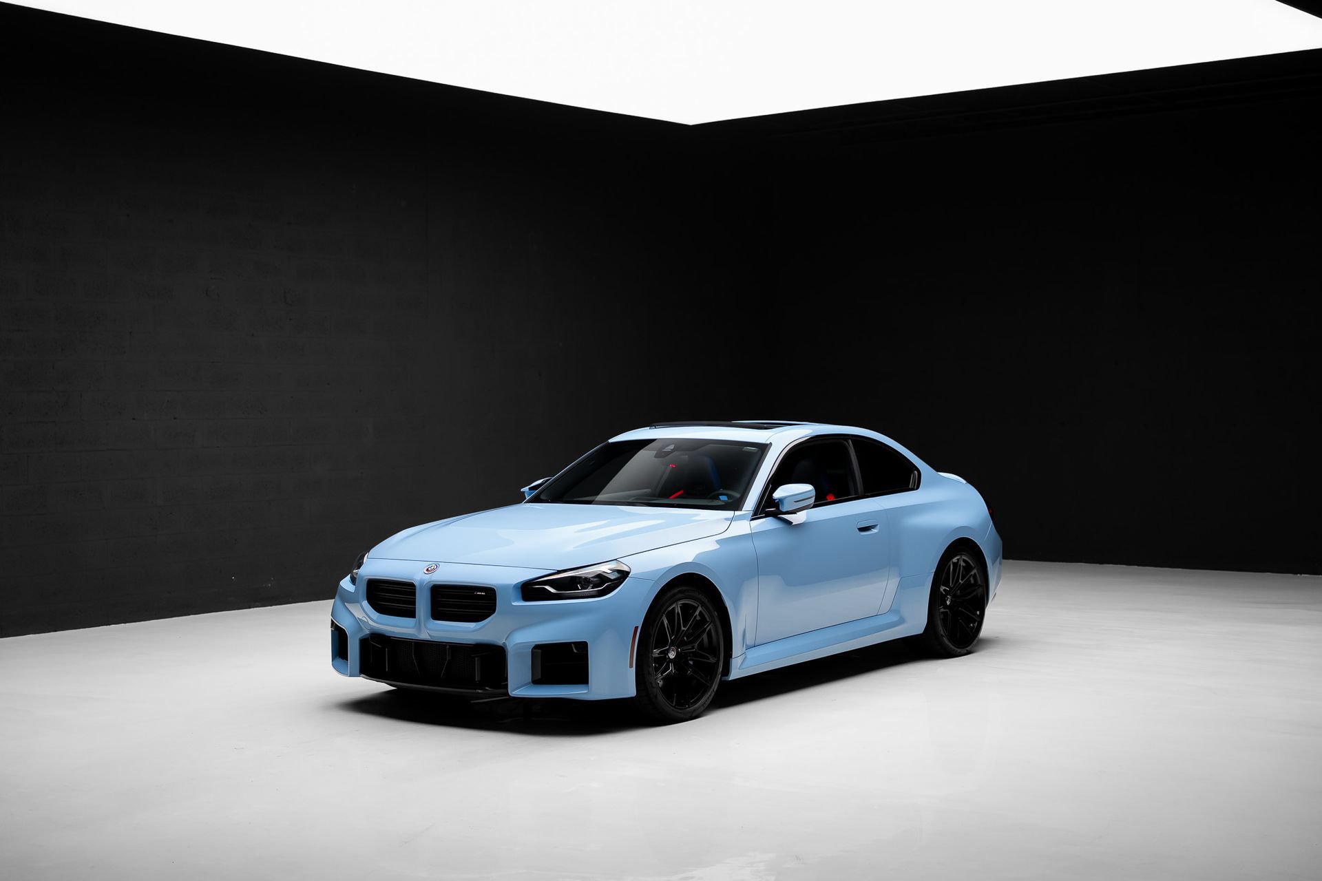 Used 2023 BMW M2 RWD image 4