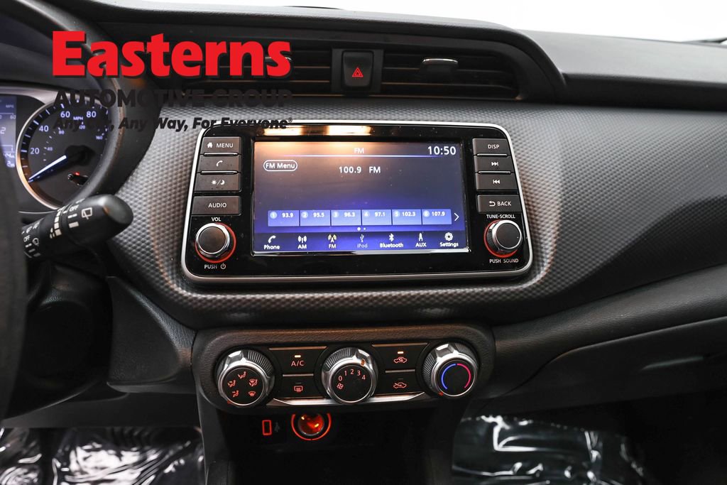 Used 2024 Nissan Kicks S FWD image 11