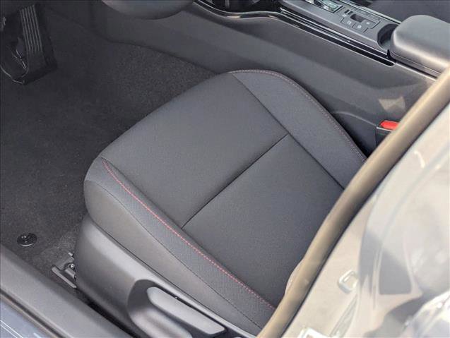 New 2026 Toyota Prius Plug-In Hybrid image 4