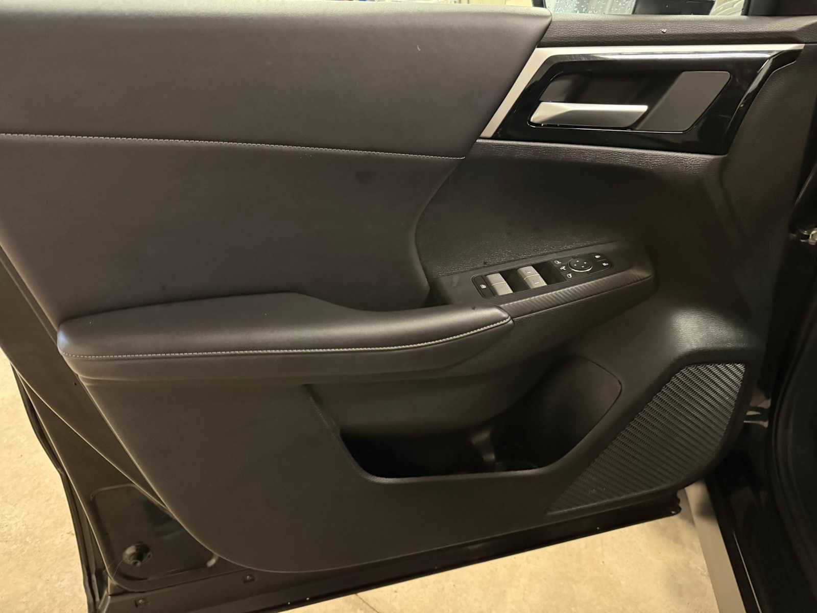 Used 2024 Mitsubishi Outlander SE AWD/4WD image 20