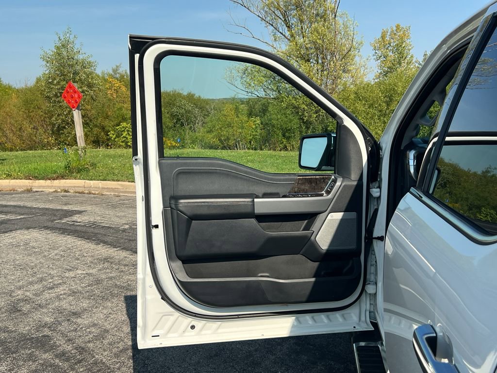 Used 2023 Ford F150 Lariat w/ Equipment Group 502A High image 13