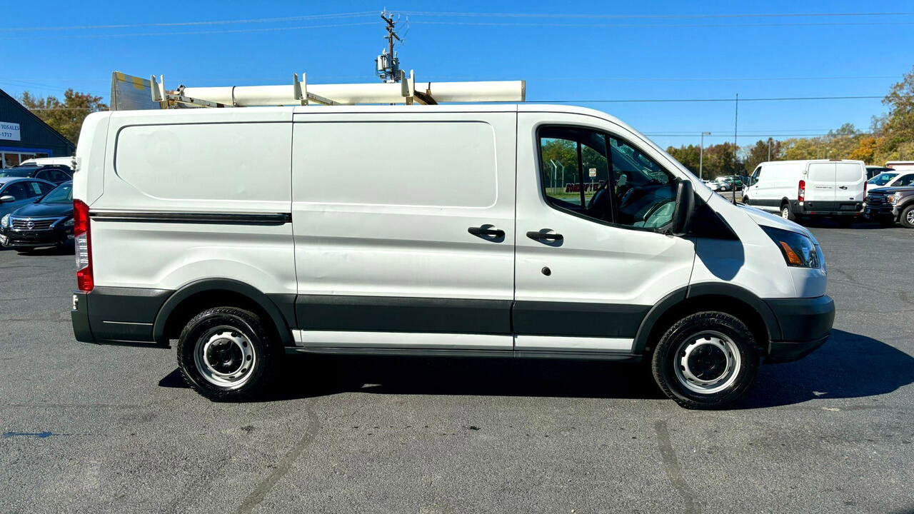 Used 2018 Ford Transit 250 130 Low Roof image 4
