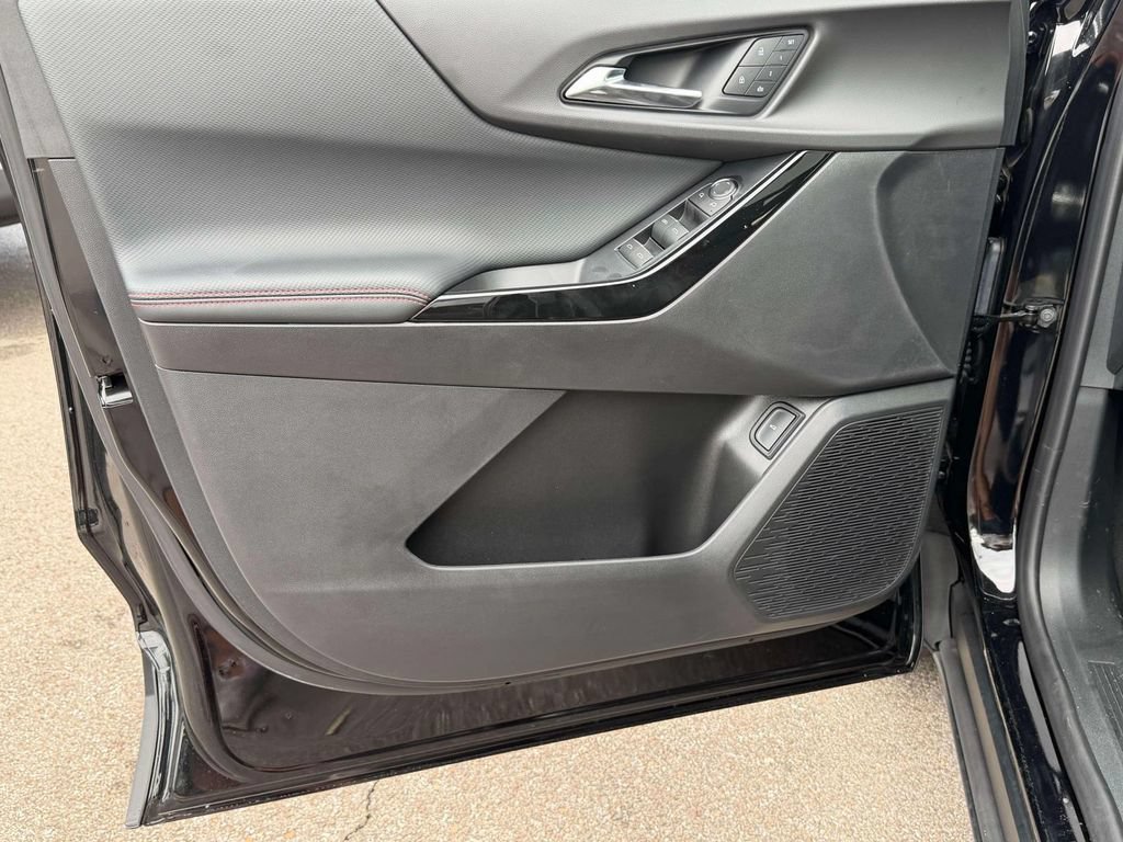 New 2027 Chevrolet Equinox RS w/ Convenience Package III AWD/4WD image 8