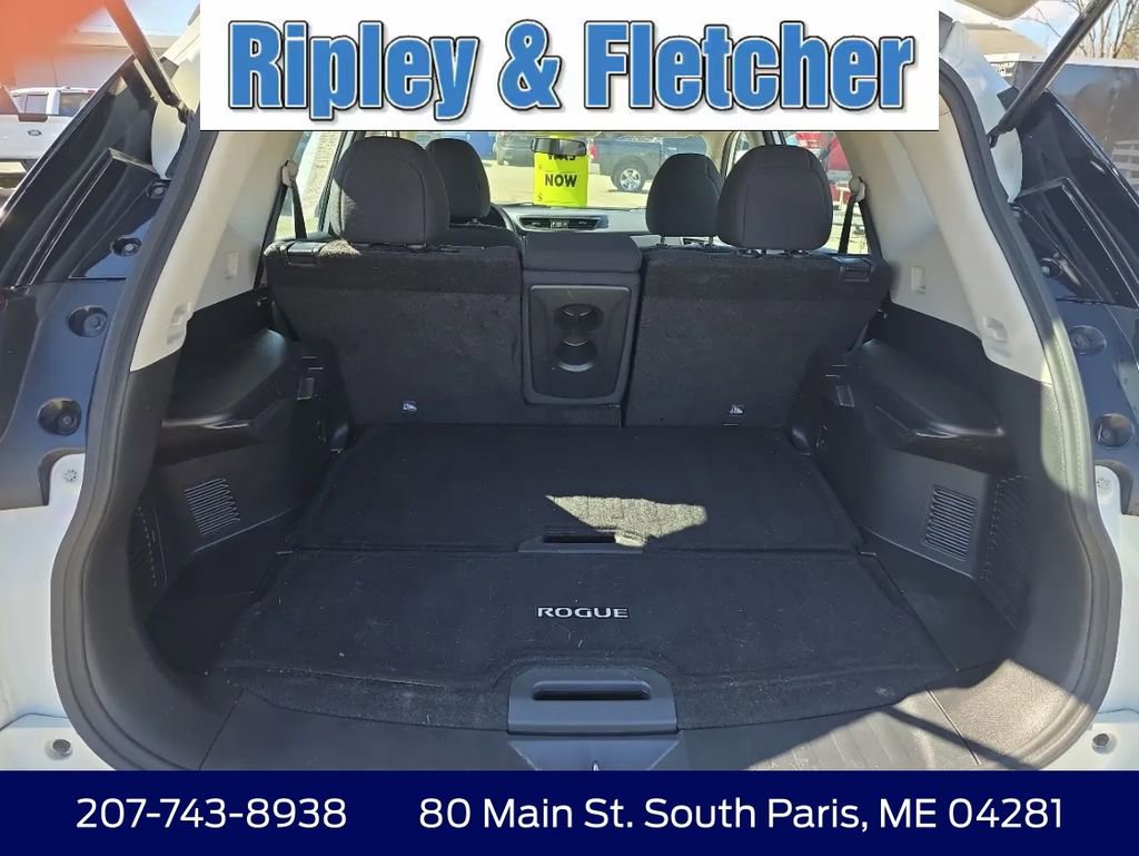 Used 2018 Nissan Rogue S AWD/4WD image 16