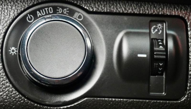 Used 2012 Chevrolet Sonic LS image 22