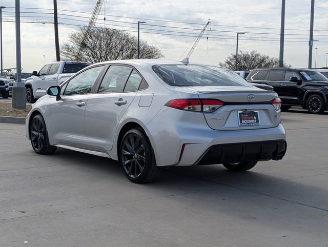 Used 2025 Toyota Corolla SE image 9
