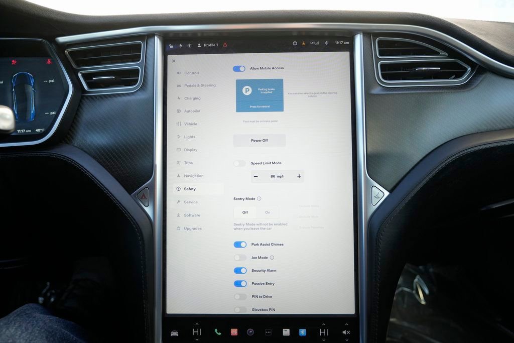 Used 2017 Tesla Model S 75D image 56