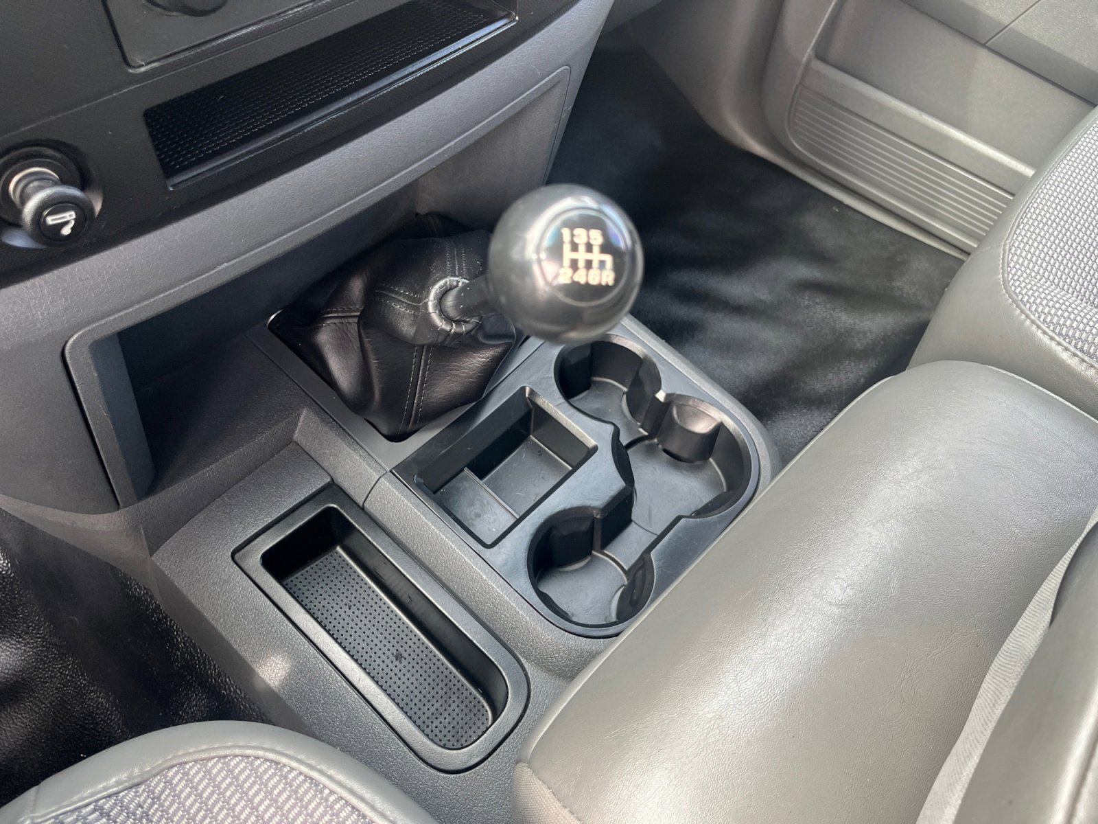 Used 2008 Dodge Ram 1500 Truck ST w/ Popular Equipment Group RWD image 27