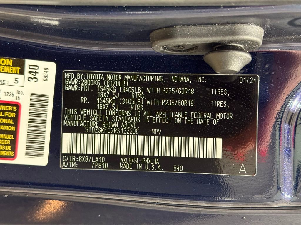 Certified 2024 Toyota Sienna Limited image 34