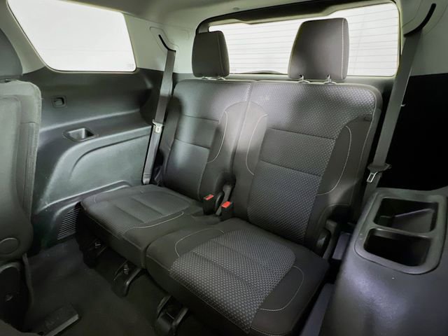 Used 2023 GMC Acadia SLE w/ Driver Convenience Package image 32