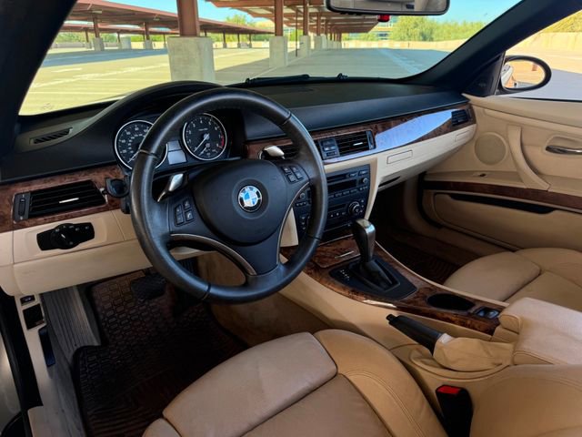 Used 2008 BMW 335i Convertible w/ Premium Pkg image 32