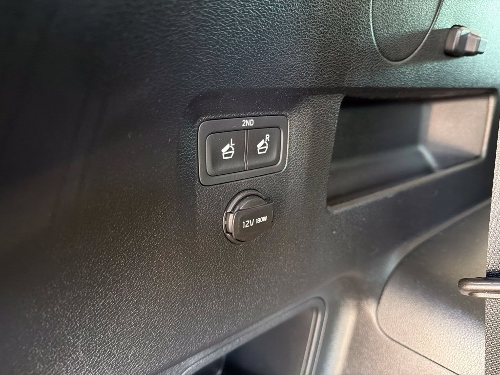 Used 2024 Kia Telluride S FWD image 44