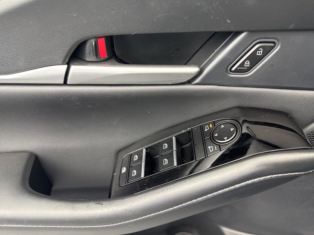 Used 2025 MAZDA CX-30 AWD 2.5 S w/ Select Sport Pkg image 30