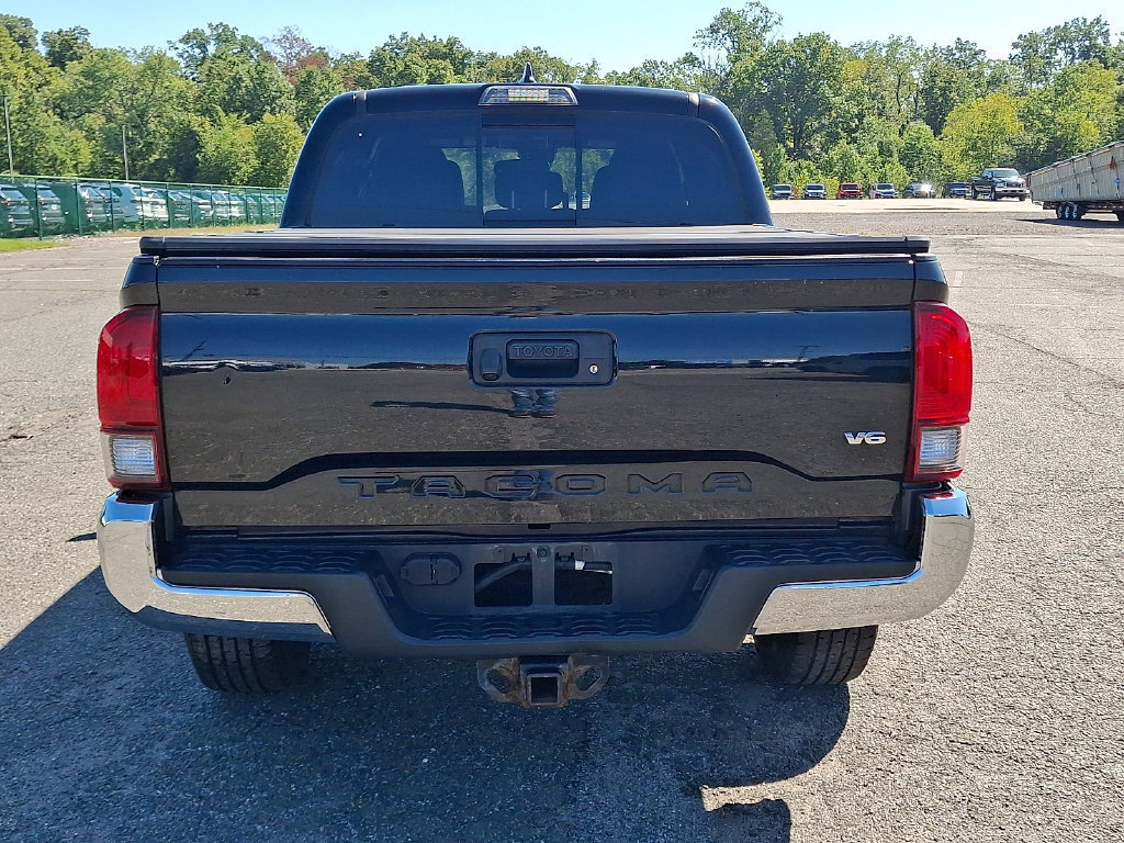 Used 2019 Toyota Tacoma TRD Off-Road AWD/4WD image 8