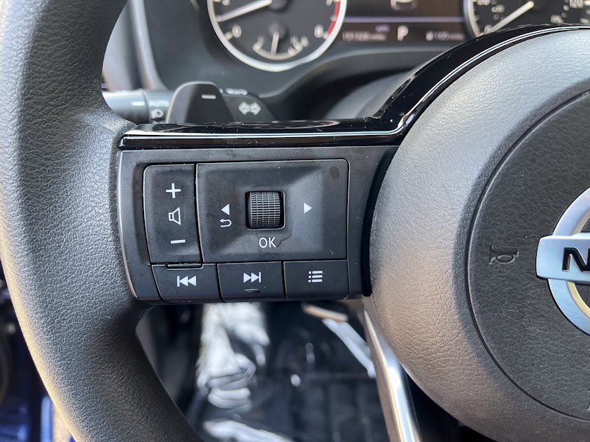 Used 2021 Nissan Rogue SV AWD/4WD image 13