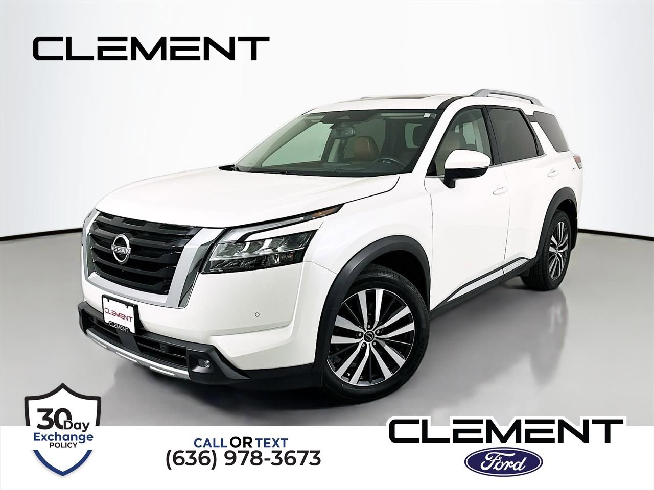 Used 2022 Nissan Pathfinder Platinum w/ Cargo Package AWD/4WD image 1