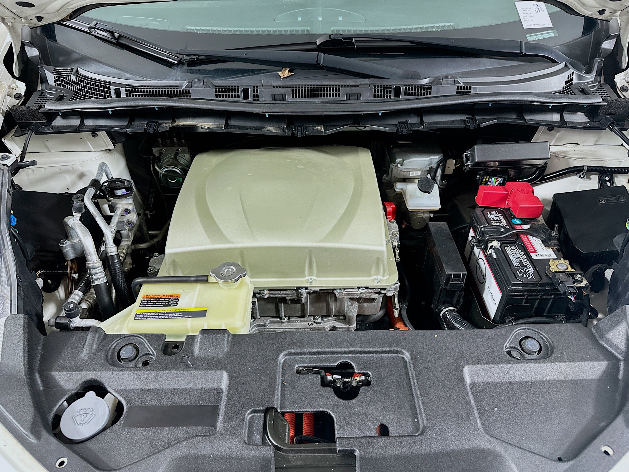 Used 2017 Nissan Leaf SV w/ Premium Package image 31