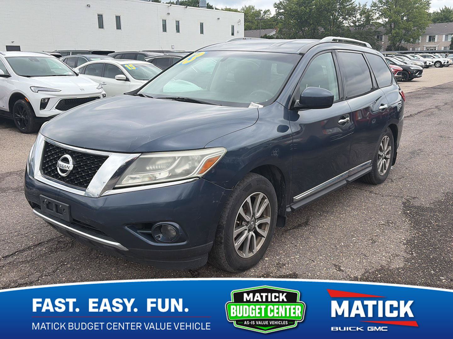Used 2013 Nissan Pathfinder SL AWD/4WD image 1