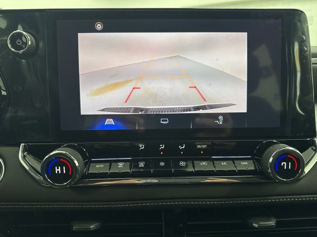 Used 2024 Chevrolet Colorado LT w/ LT Convenience Package image 17