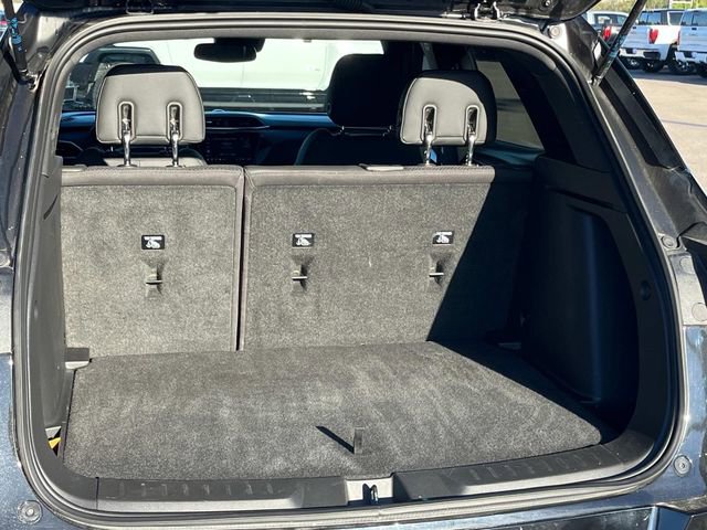 Used 2023 Chevrolet TrailBlazer RS w/ Convenience Package image 5