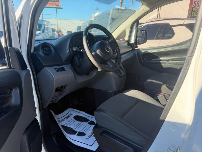 Used 2015 Nissan NV200 S image 14