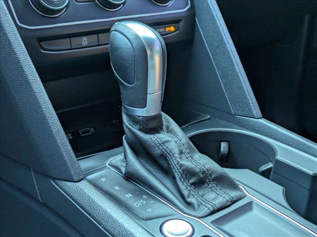 Used 2019 Volkswagen Atlas SE w/ Towing Package image 14