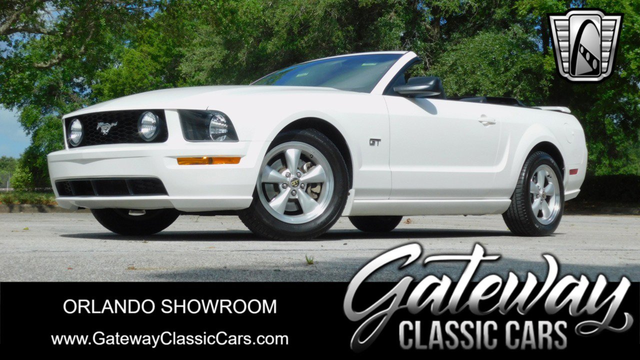 Used 2007 Ford Mustang GT image 1