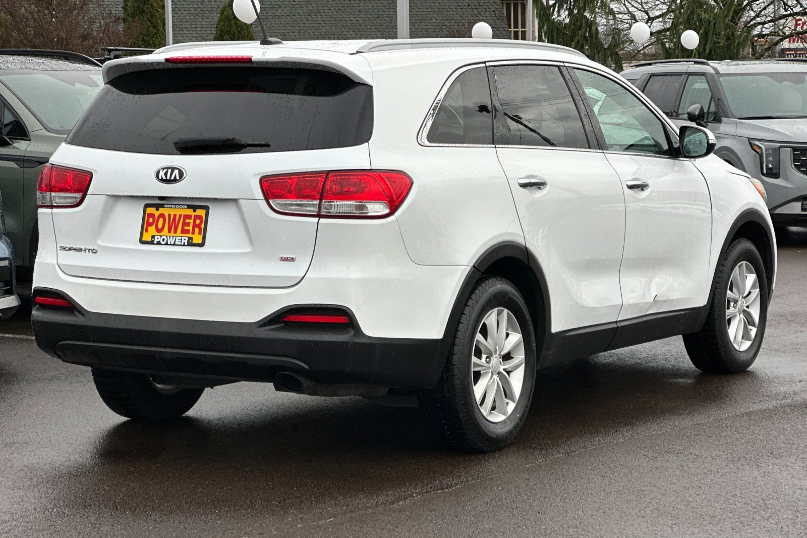Used 2017 Kia Sorento LX image 4
