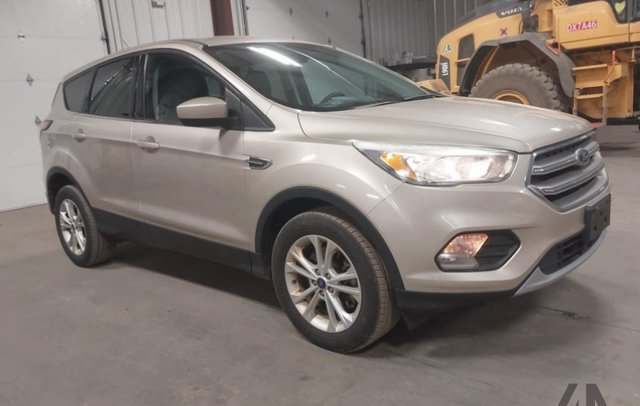 Used 2017 Ford Escape SE