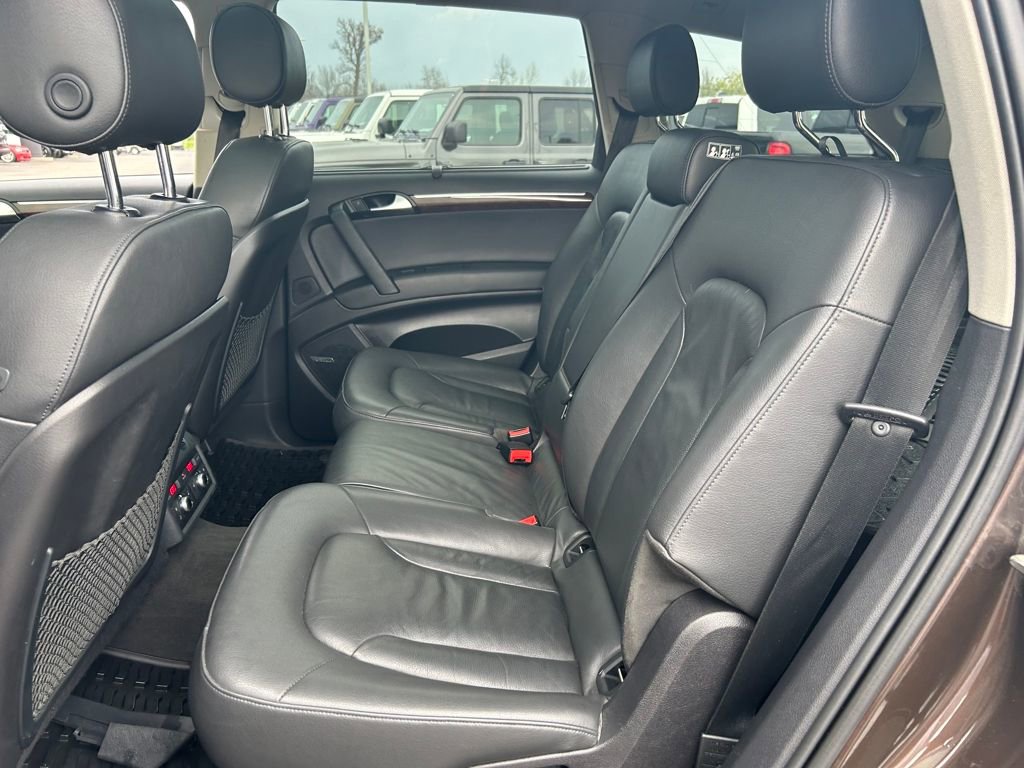 Used 2011 Audi Q7 3.0T Premium Plus image 23