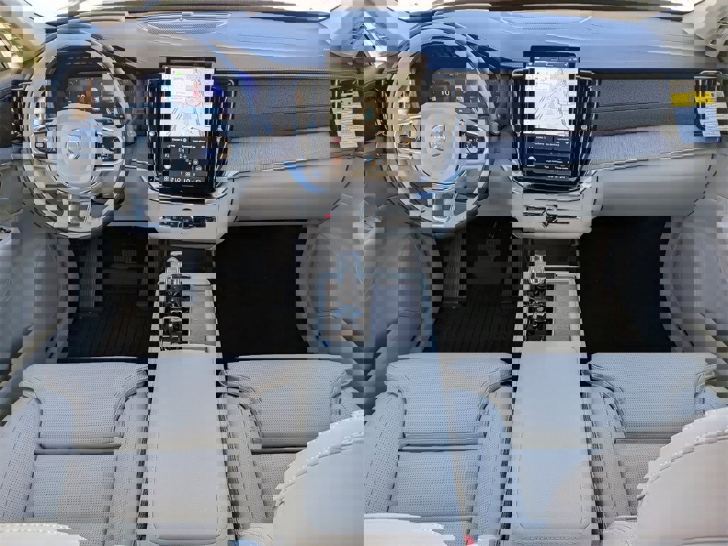 New 2026 Volvo XC90 B6 Ultra w/ Protection Package Premier image 4