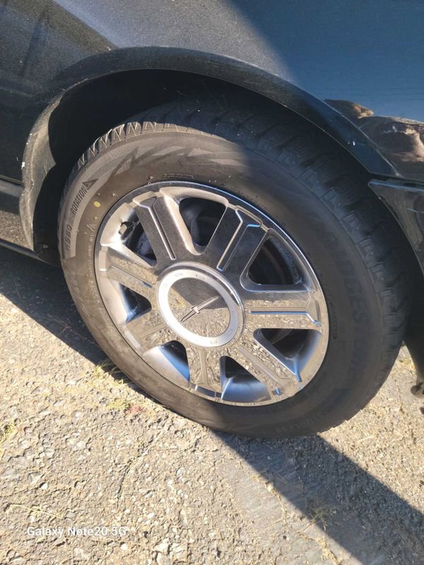 Used 2005 Ford Thunderbird image 10