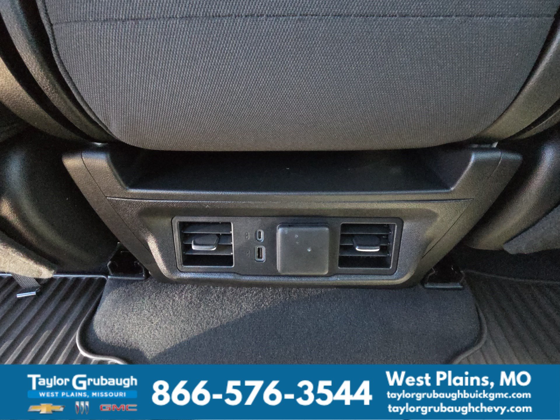 Used 2023 Chevrolet Silverado 1500 LT w/ Protection Package AWD/4WD image 31