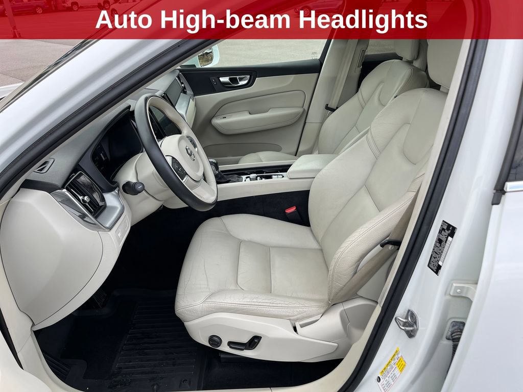 Used 2019 Volvo XC60 T5 Momentum w/ Premium Package image 11