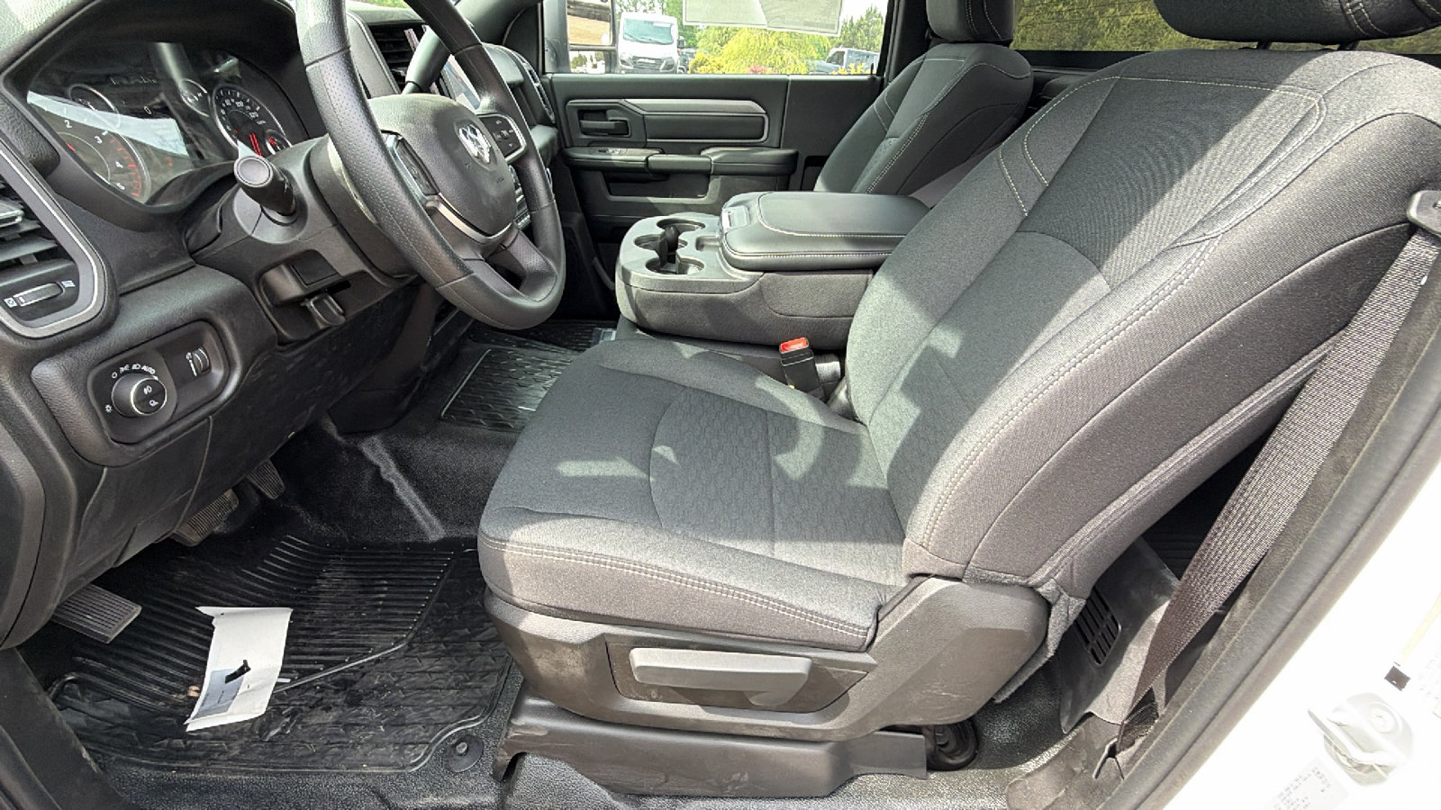 New 2026 RAM 4500 Tradesman w/ Chrome Appearance Group AWD/4WD image 16