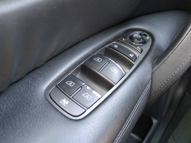 Used 2022 Nissan Armada SL w/ Midnight Edition Package image 28