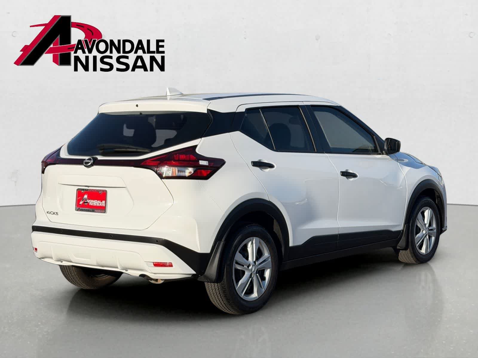 Certified 2025 Nissan Kicks Play S FWD image 6