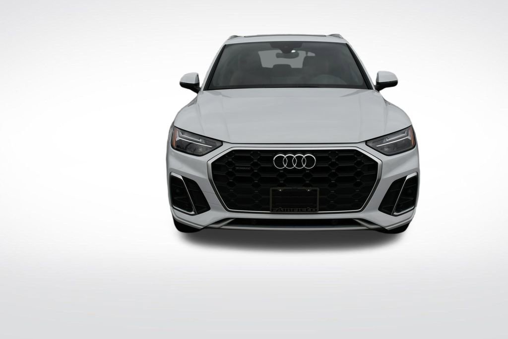 Certified 2023 Audi Q5 2.0T Premium w/ Convenience Package AWD/4WD image 11