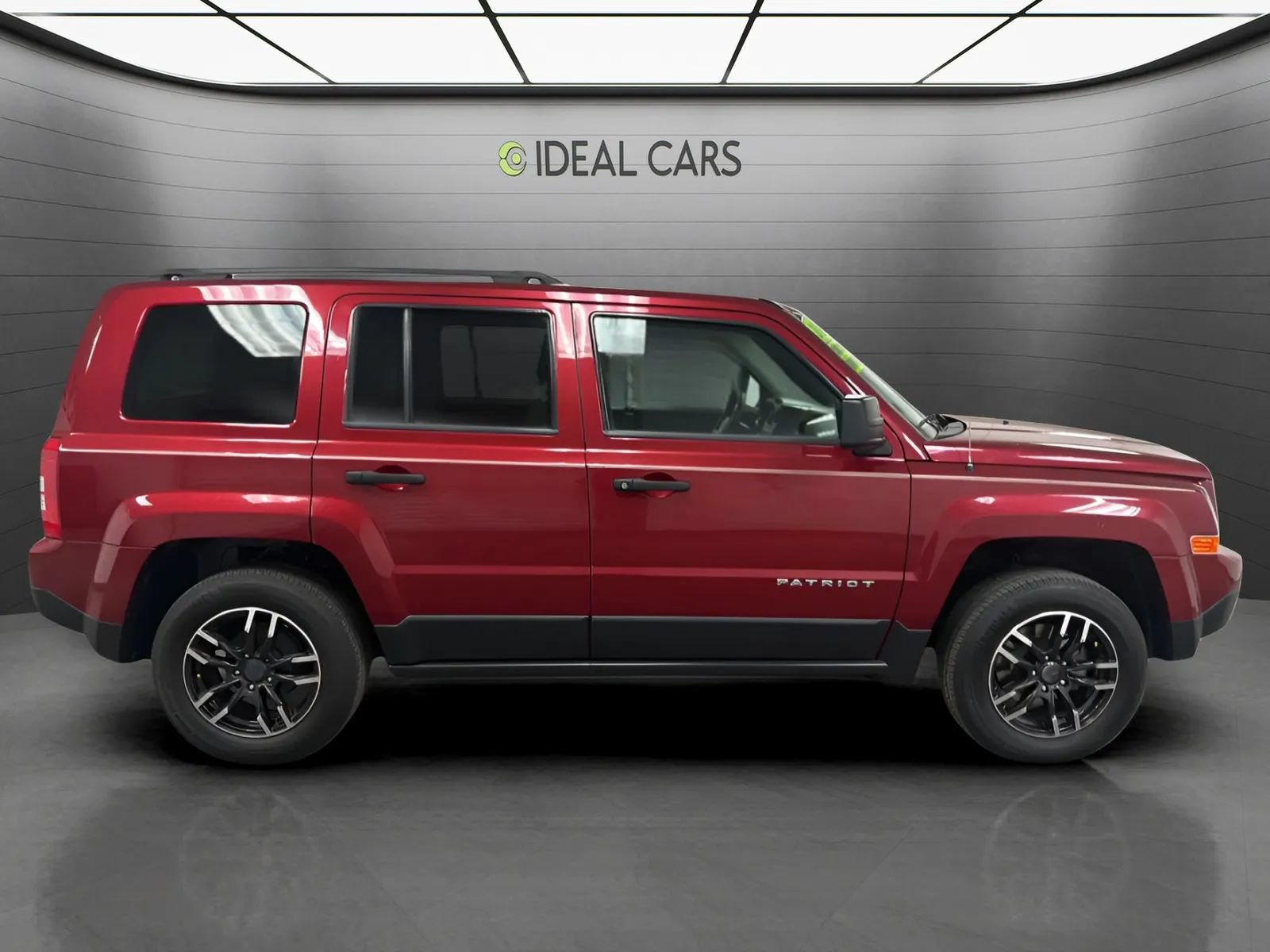 Used 2016 Jeep Patriot Sport FWD image 4
