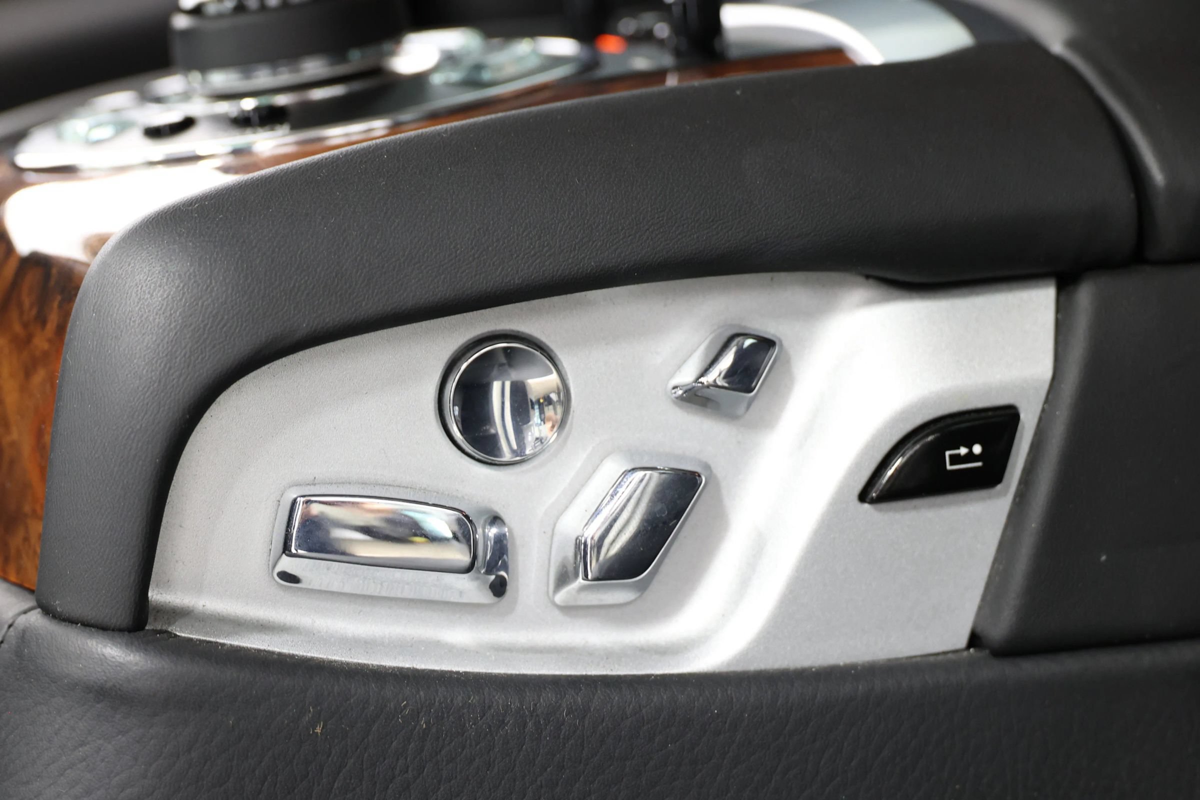 Used 2013 Rolls-Royce Ghost RWD image 66